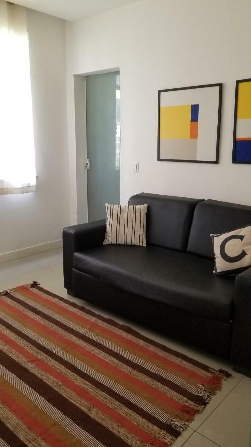 Apartamento Em Copacabana - Rua Bolivar - 2 Quartos - Excelente Localizacao Рио де Жанейро Екстериор снимка
