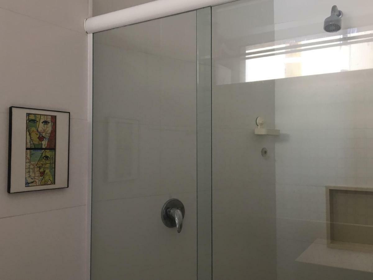 Apartamento Em Copacabana - Rua Bolivar - 2 Quartos - Excelente Localizacao Рио де Жанейро Екстериор снимка