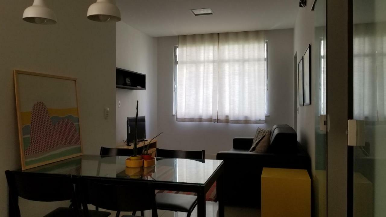 Apartamento Em Copacabana - Rua Bolivar - 2 Quartos - Excelente Localizacao Рио де Жанейро Екстериор снимка